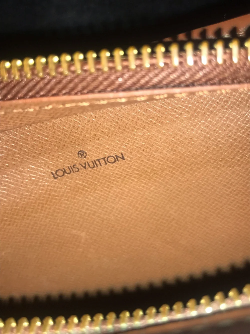 ✅LV CLUTCH MONOGRAM AUTHENTIC LOUIS VUITTON BAG - Picture 6 of 12